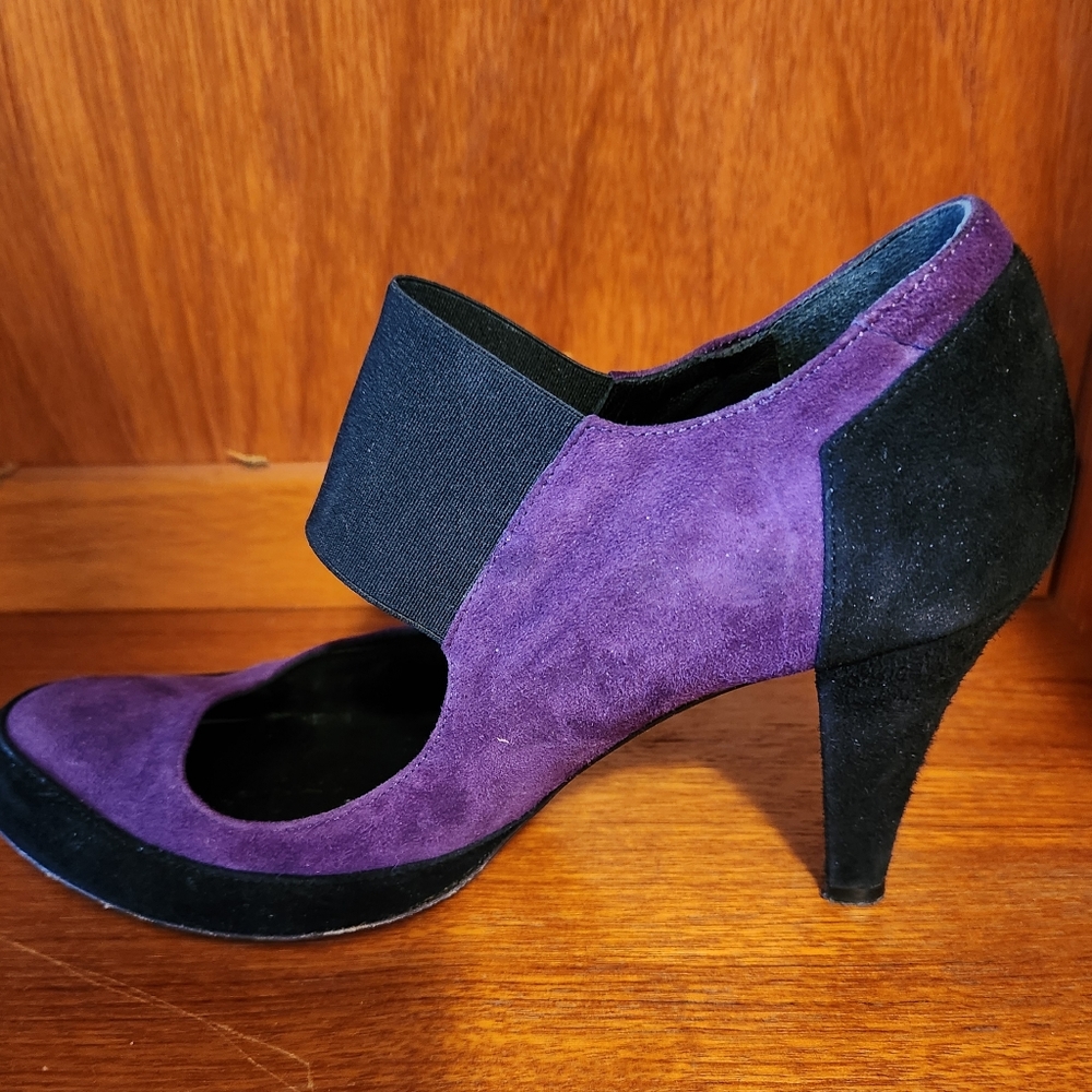 Hobbs (London) lilac suede heels size 8 (38.5)